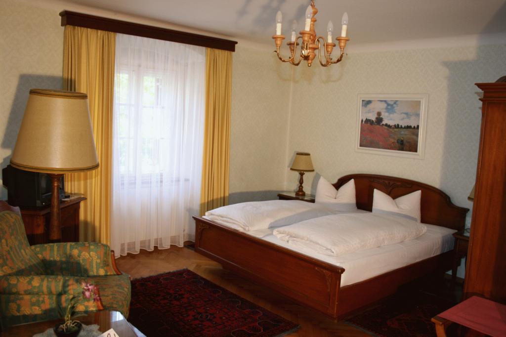 Schlosshotel Post Imst Quarto foto